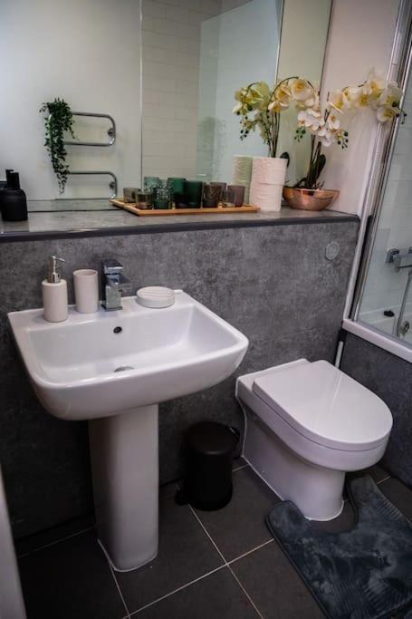 2 Bed Apt In Leeds City Centre Eksteriør bilde